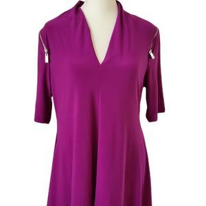 Chaus New York | Women's Fuchsia Blouse with Silver Zipper Detail | Size Large